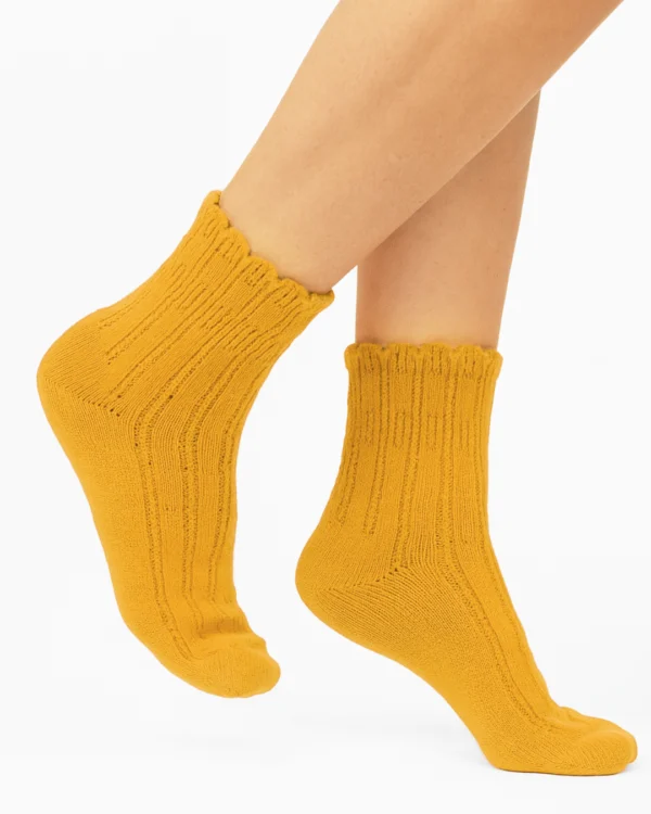 Calza-lana-merino-cortissimo-ricamo-ocra_DC97 Vega