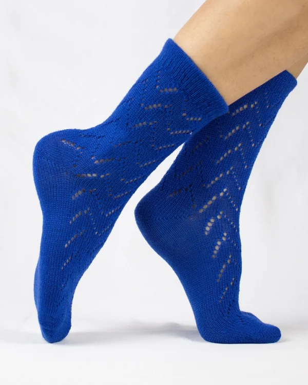 Calza-lana-merino-corto-traforato-bluette_TR25 Dalia